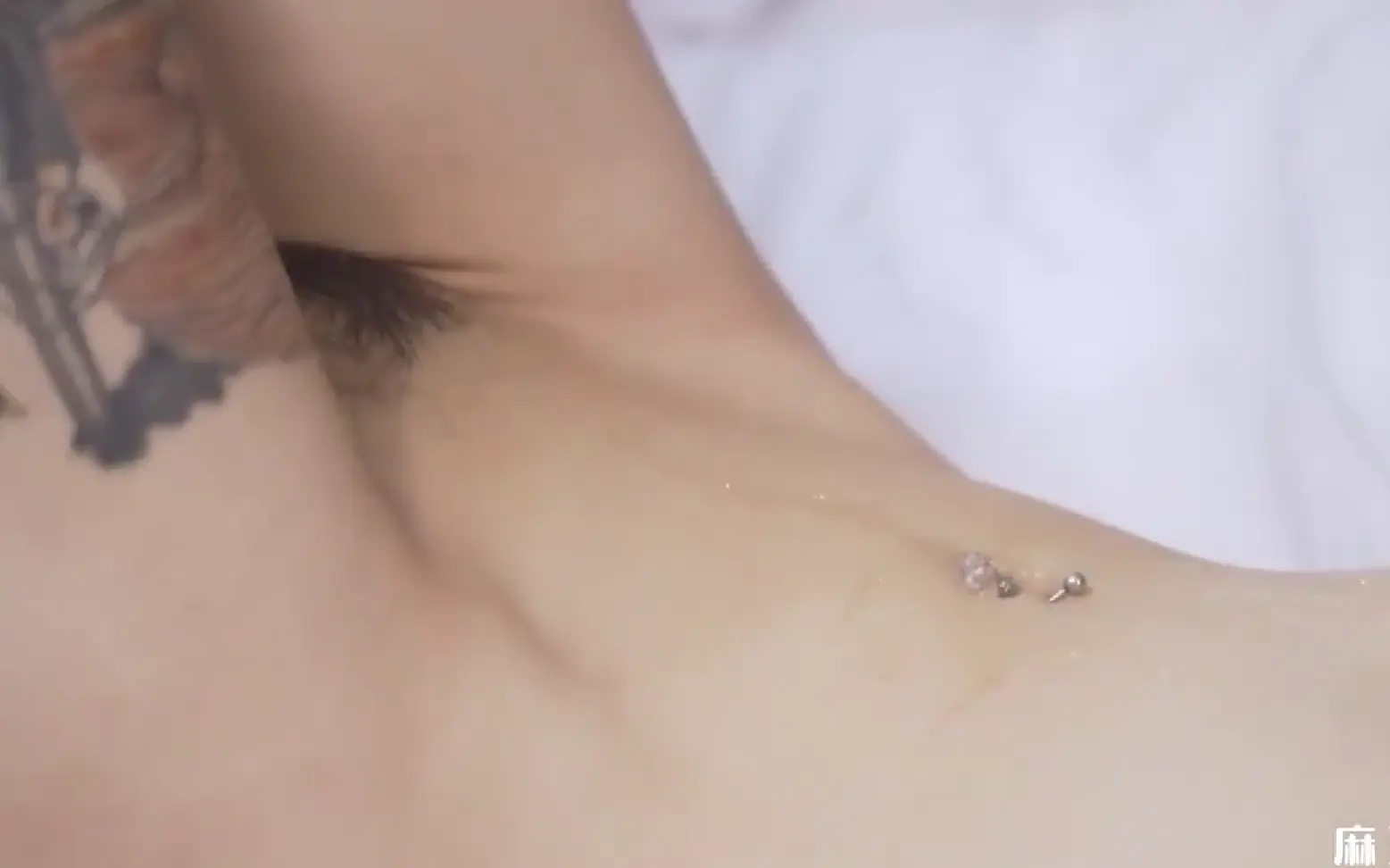 CHONGTOICO-0778 | Đụ em xăm trổ lồn lông xanh mướt – Sex Trung Quốc | chongtoico